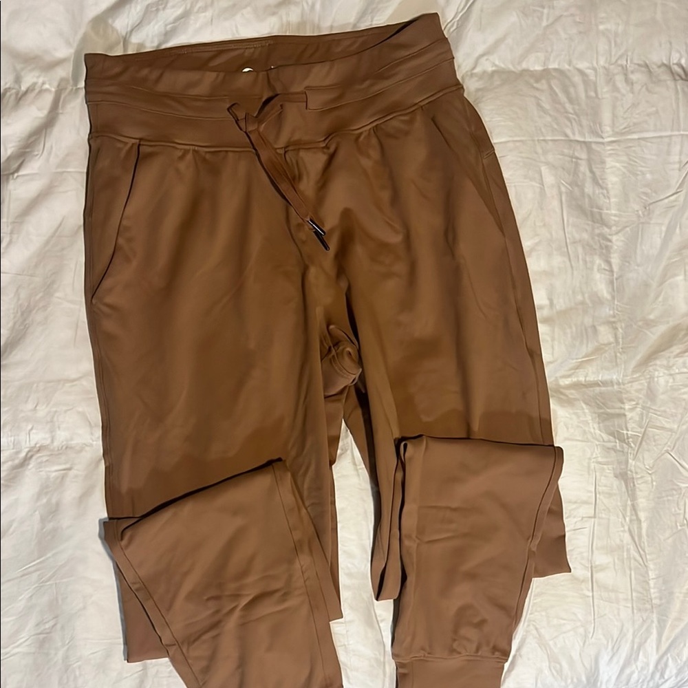 Zyia Camel/Brown Jogger Pants